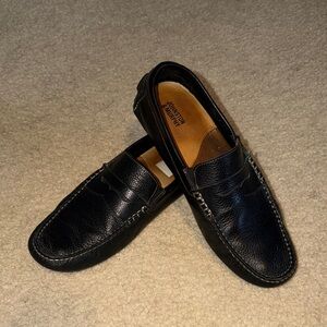 Johnston & Murphy Classic Black Loafers